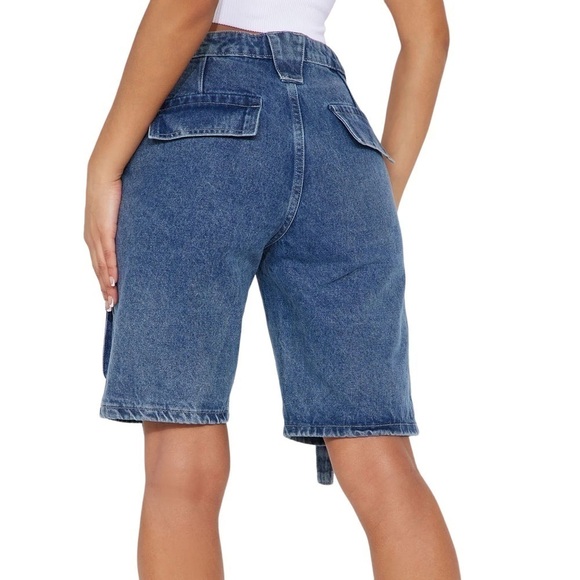 NWT Fashion Nova In My Own Lane Non Stretch Cargo Shorts-Denim - Picture 3 of 16